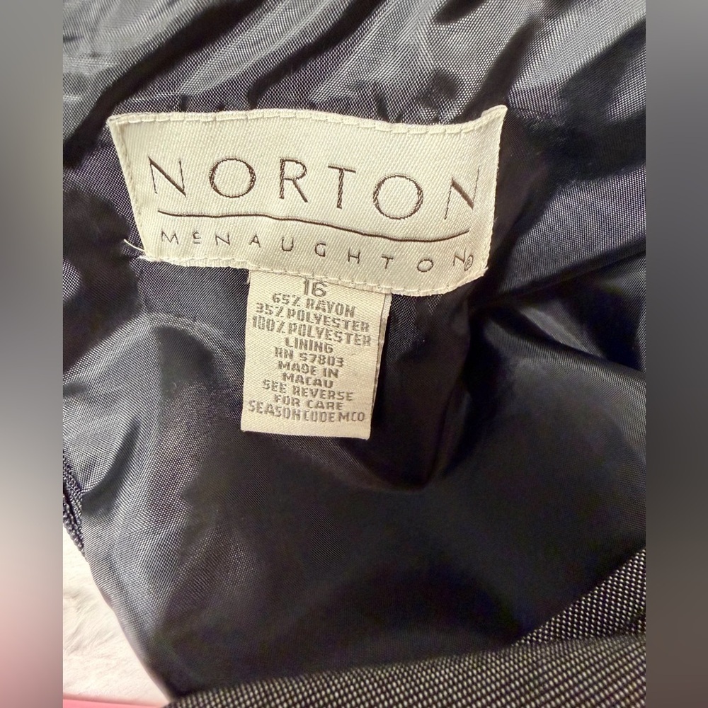 Norton McNaughton Black and White Blazer - Picture 2 of 5